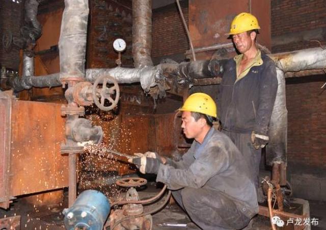 卢龙县开展拆除燃煤华体会世界杯(中国)科技有限公司集中行动